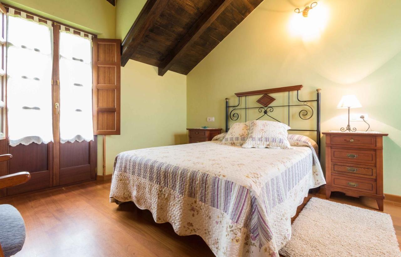 Apartamentos Castrovaselle Nº2 Тапия-де-Касарьего Экстерьер фото