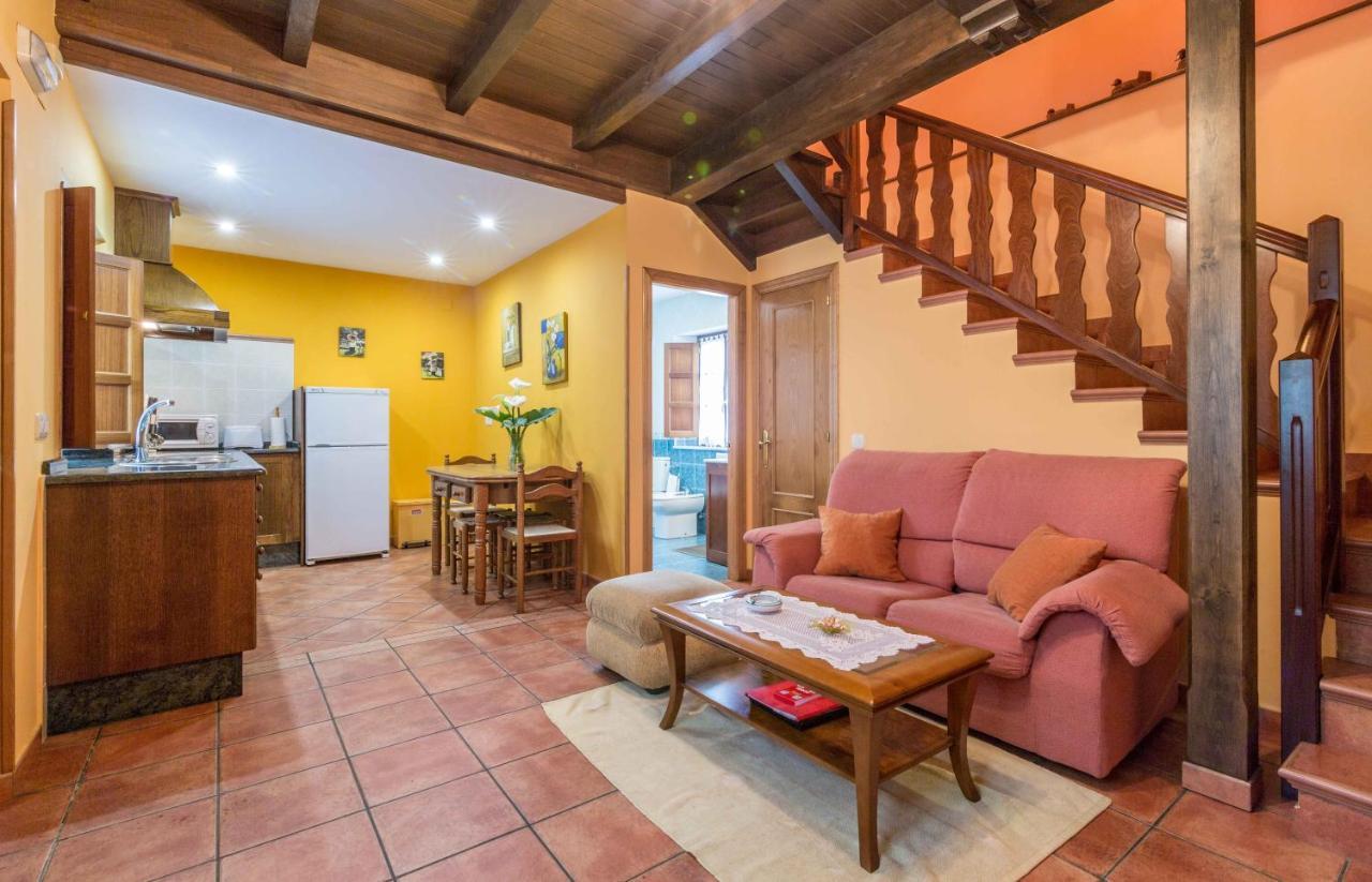 Apartamentos Castrovaselle Nº2 Тапия-де-Касарьего Экстерьер фото